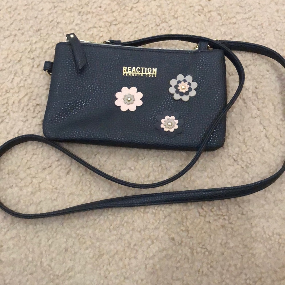 Kenneth Cole purse